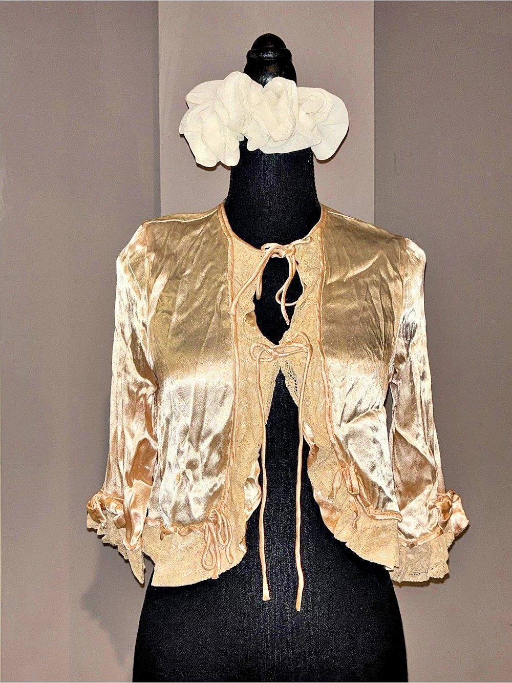 Vintage Silk Satin Bed Jacket Ivory Lace Ruffle Bow Tie Boudoir Lingerie Antique